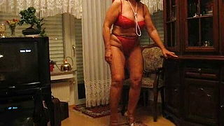 Old Slut at home (65years old)