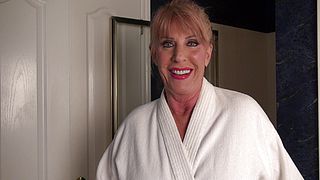 Gorgeous mature is ready to take down her clothes