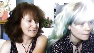 Real mother and not daughter Webcam